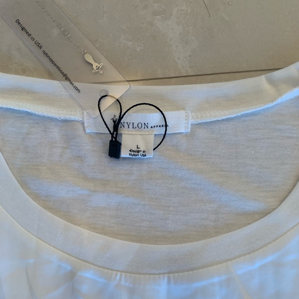 Tshirt - Picture 4 of 4